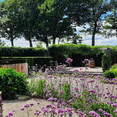 De Stippelberg Bed and Breakfast